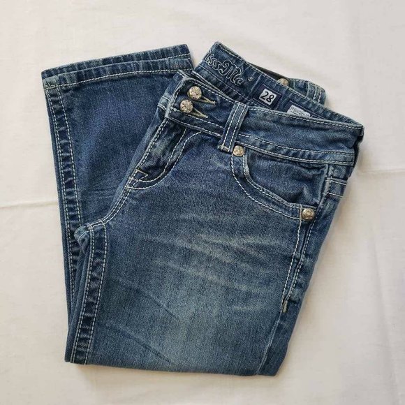 Miss Me Womens Capri Jeans Blue Stretch Embroidered Medium Wash Low Rise 28 - Picture 6 of 12